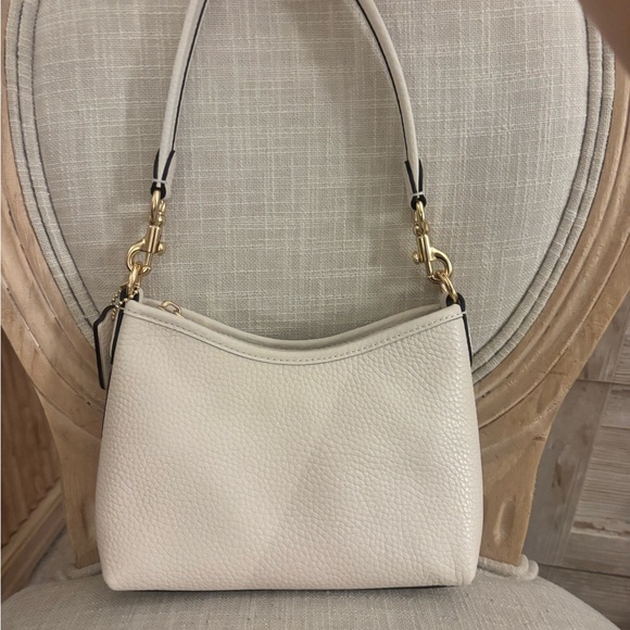 Coach White Leather Shoulder Bag with Gold Hardware - Picture 7 of 9